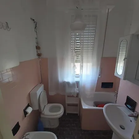 Casa 30 Metri Dal Mare Apartment